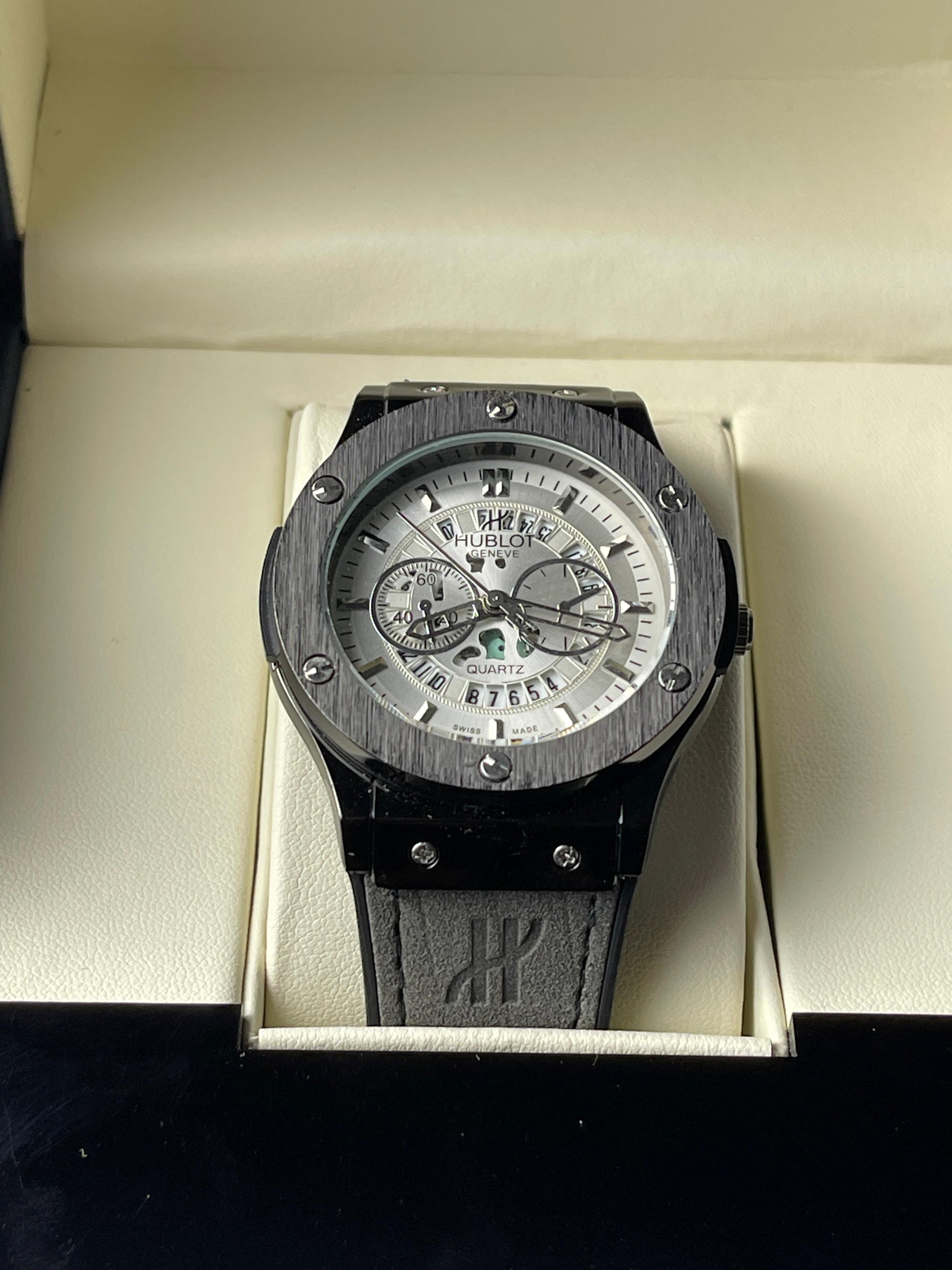 Hublot Big Bang | Master Quality | Grey Strap White Dial | Date Working - My Store